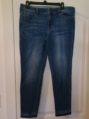 White House Black Market Medium Wash Skinny Jeans Sz 12
